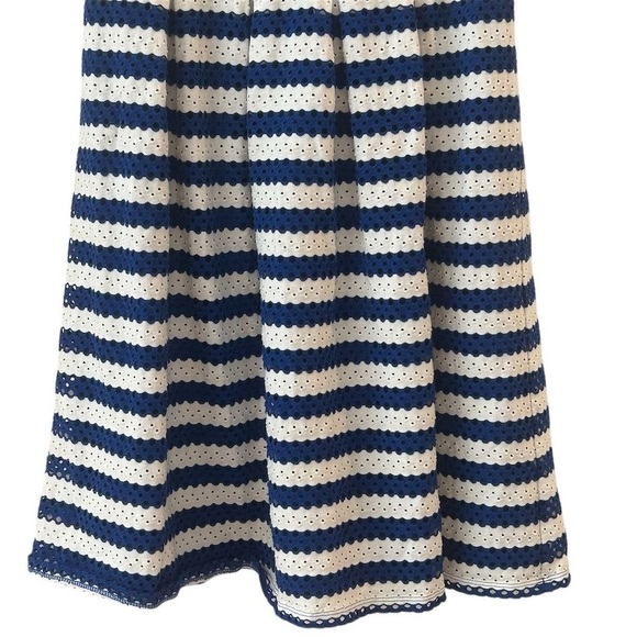 Elle Blue White stripe Eyelet Lined fit flare Sleeveless Dress Size 4 - Picture 3 of 7